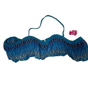 NWT Hula Honey Off The Shoulder Bikini Top Blue Crochet Women’s